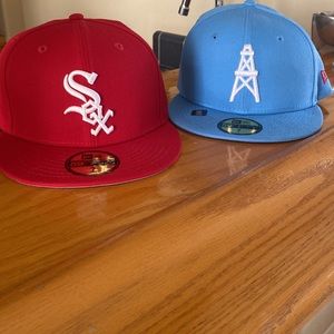 White sox ( red ) Oilers ( light blue ) fitted hats size 7. 40$ each 75$ both.